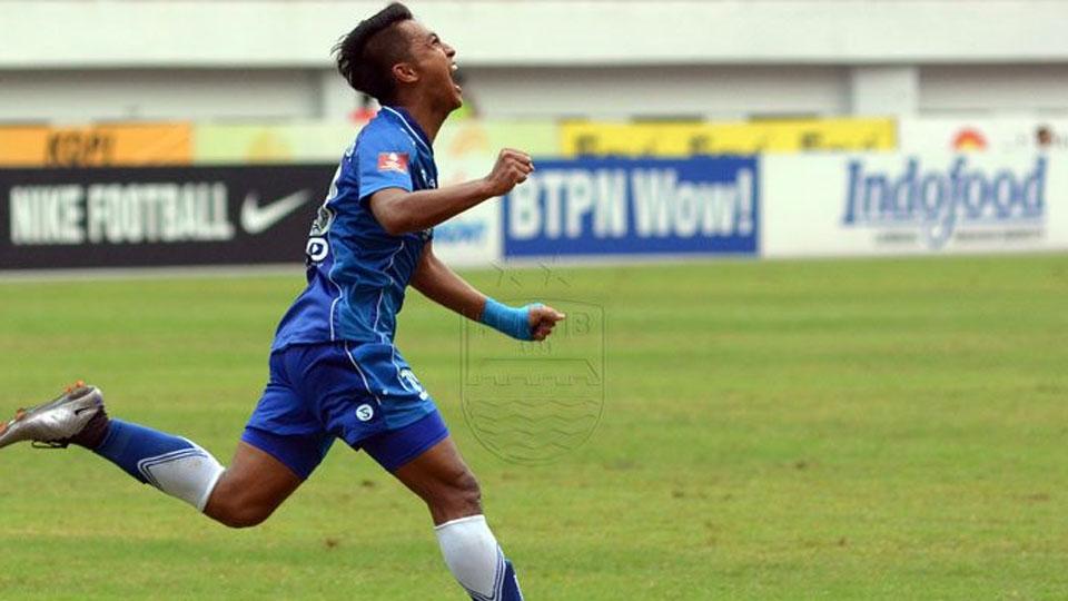 Febri Hariyadi berulang tahun yang ke-21. - INDOSPORT